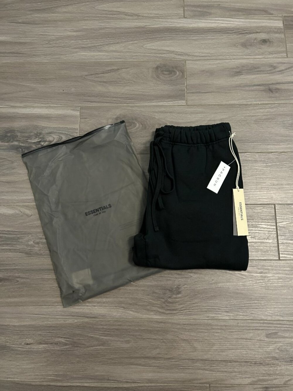 Essentials Fear of God Stretch Limo Cuffed Sweatpants Brand New - Picture 4 of 6